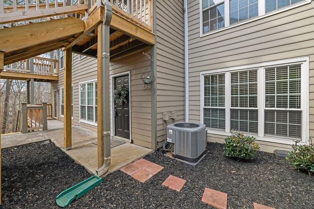 303 Mill Pond SE Court, Smyrna, GA 30082