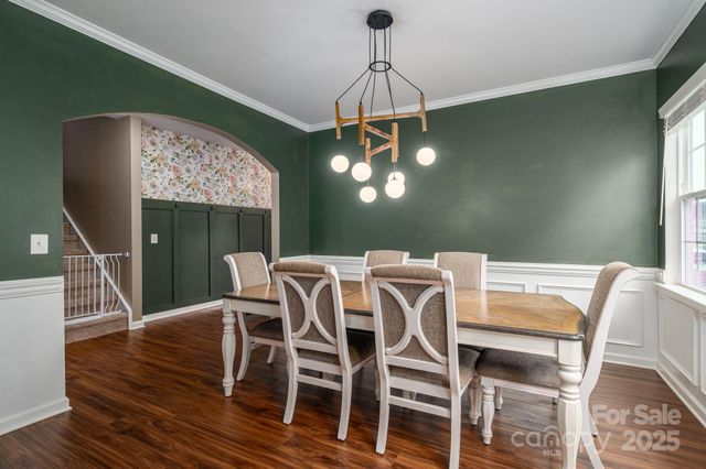 2643 Swamp Chestnut Oak Drive, Gastonia, NC 28056