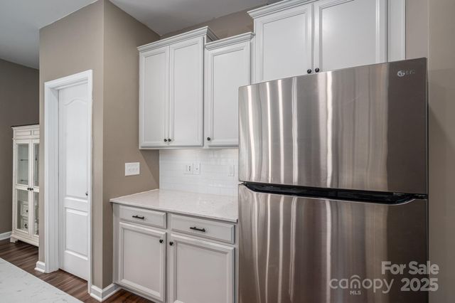 2643 Swamp Chestnut Oak Drive, Gastonia, NC 28056