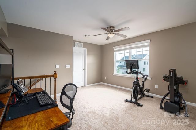 2643 Swamp Chestnut Oak Drive, Gastonia, NC 28056