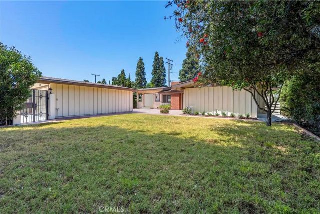3357 Roxanne, Long Beach, CA 90808