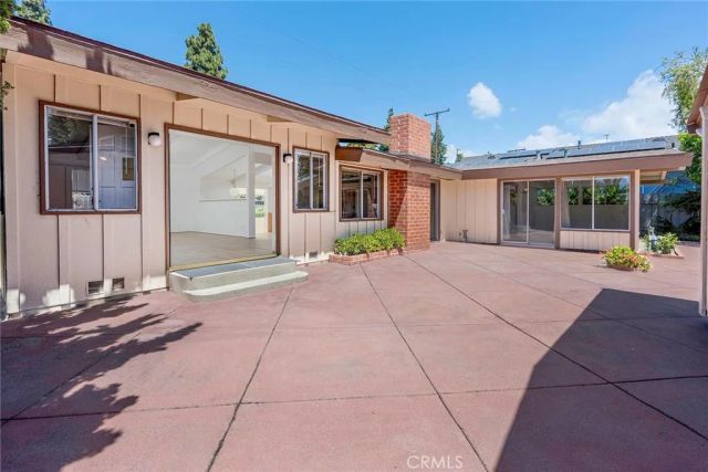 3357 Roxanne, Long Beach, CA 90808