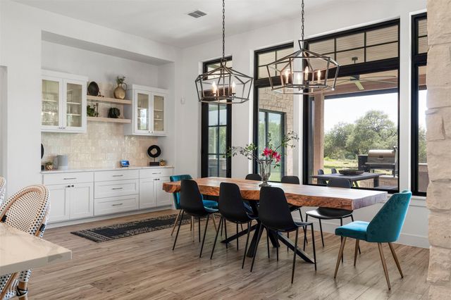 3706 Tuscany DR, Driftwood, TX 78619