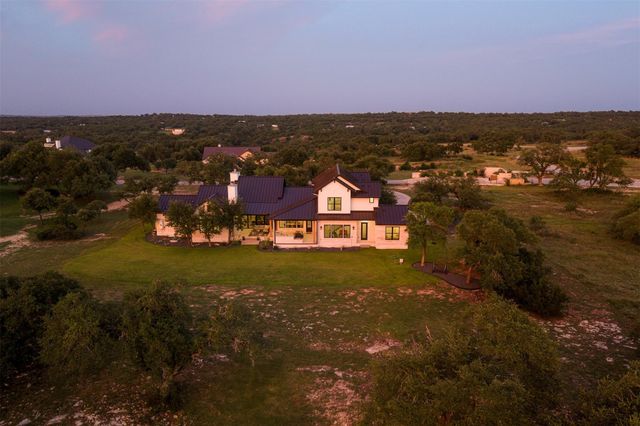 3706 Tuscany DR, Driftwood, TX 78619