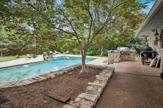 7276 Lupton Circle, Dallas, TX 75225