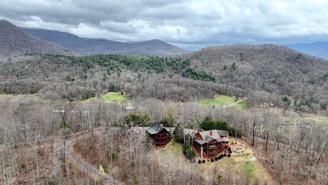 40 Teagan Way, Hiawassee, GA 30546