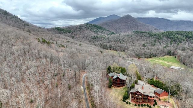 40 Teagan Way, Hiawassee, GA 30546