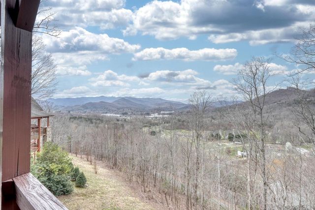 40 Teagan Way, Hiawassee, GA 30546