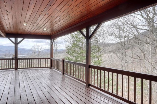 40 Teagan Way, Hiawassee, GA 30546