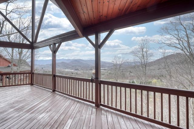 40 Teagan Way, Hiawassee, GA 30546