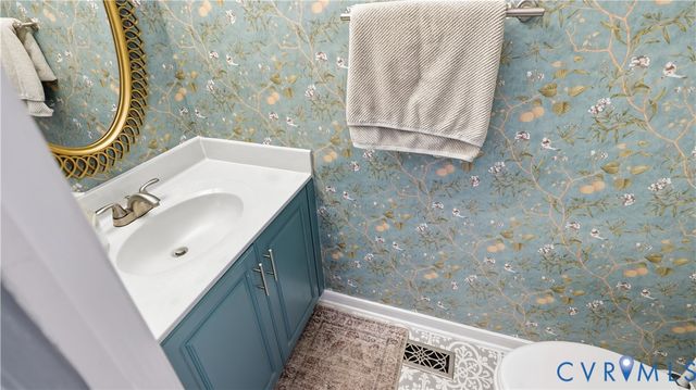 12488 Grace Hill Ln, Glen Allen, VA 23059