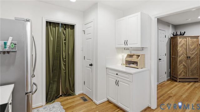 12488 Grace Hill Ln, Glen Allen, VA 23059