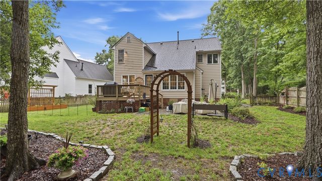 12488 Grace Hill Ln, Glen Allen, VA 23059