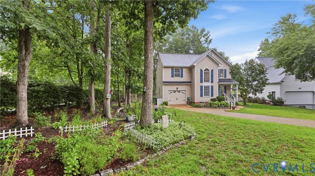 12488 Grace Hill Ln, Glen Allen, VA 23059