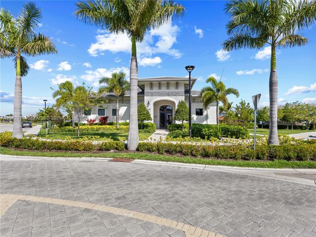 28562 SW 134th Court, Miami, FL 33033