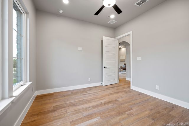1758 Paradise Parkway, Canyon Lake, TX 78133