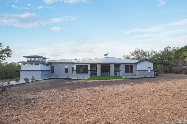 1758 Paradise Parkway, Canyon Lake, TX 78133