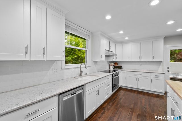 13 Alewives Road, Norwalk, CT 06850
