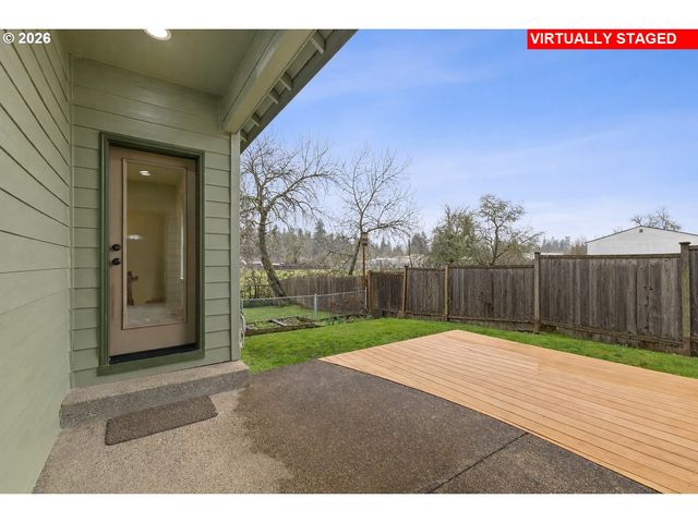 1860 Se RAFAELA Ln, Milwaukie, OR 97222