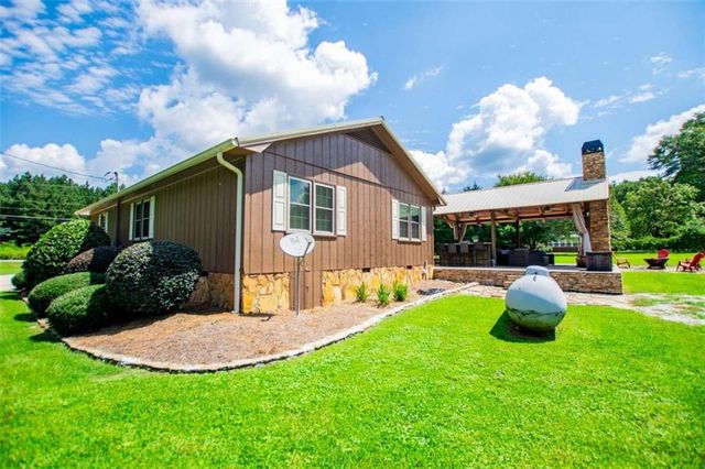 401 W Jonesville Road W, Bowdon, GA 30108
