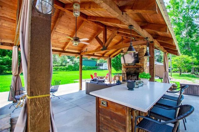401 W Jonesville Road W, Bowdon, GA 30108