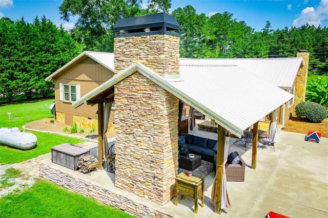 401 W Jonesville Road W, Bowdon, GA 30108