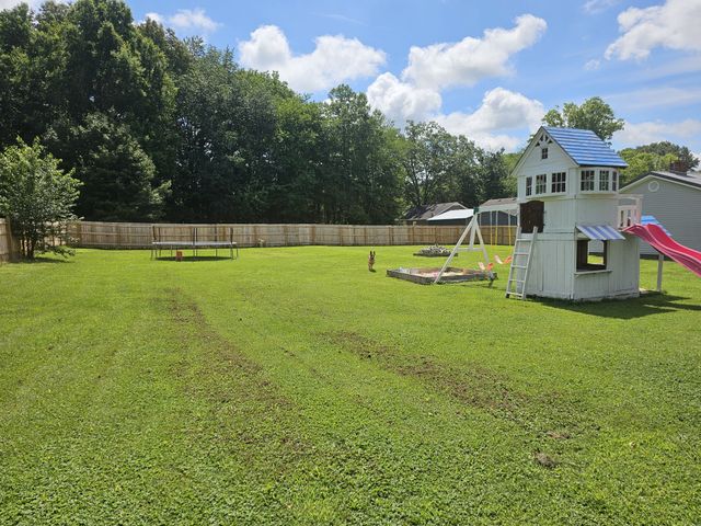 715 Marbury Rd, Tullahoma, TN 37388