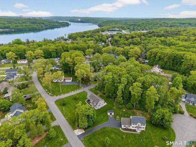 5 Tom Allyn Court, Ledyard, CT 06335
