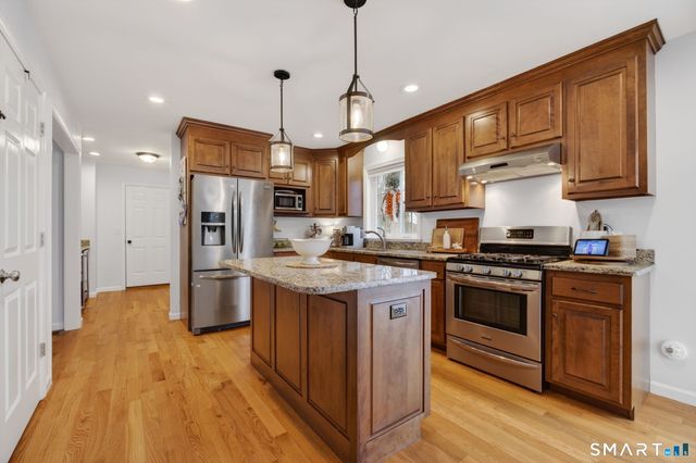 5 Tom Allyn Court, Ledyard, CT 06335