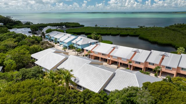 9871 Leeward Avenue, Key Largo, FL 33037