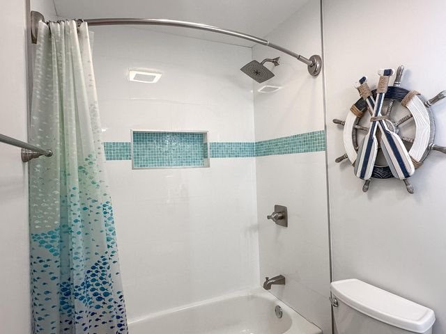 9871 Leeward Avenue, Key Largo, FL 33037