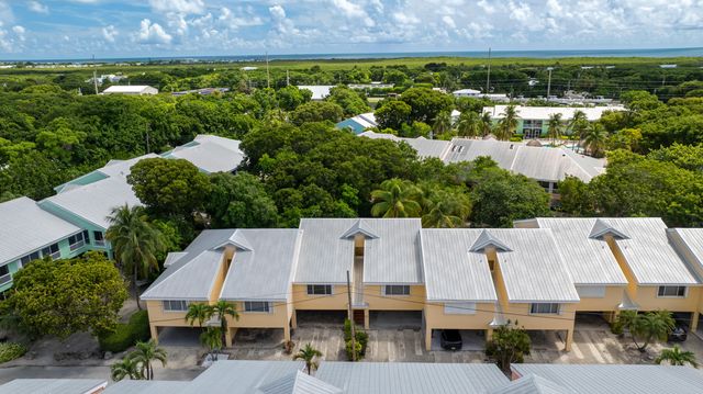 9871 Leeward Avenue, Key Largo, FL 33037