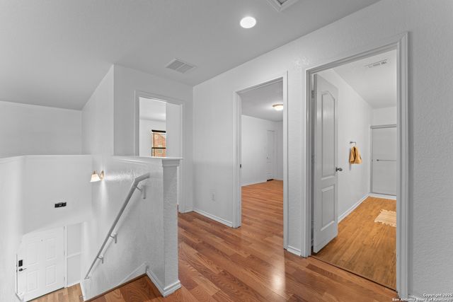 1326 Big Lk, San Antonio, TX 78245