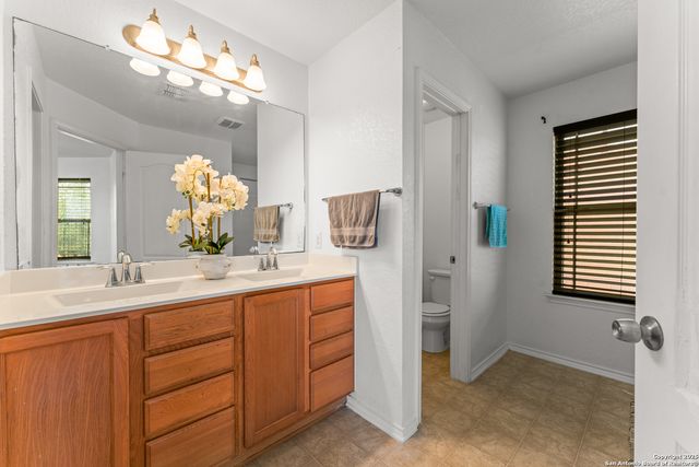 1326 Big Lk, San Antonio, TX 78245