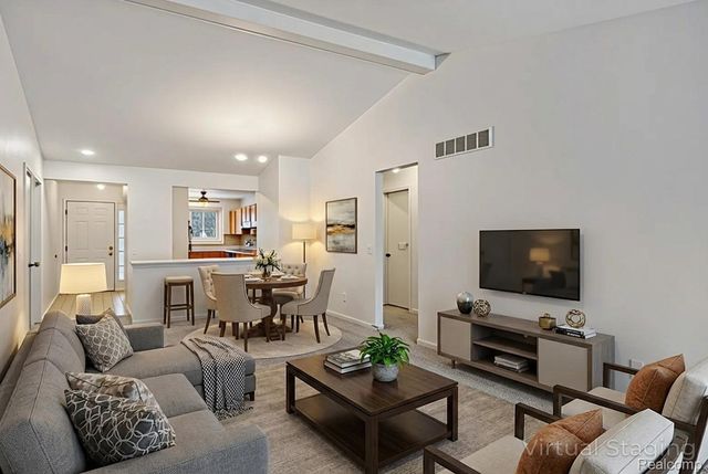 41816 Greenwood Lane, Clinton Charter Township, MI 48038