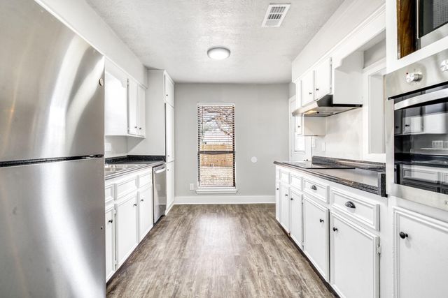 1308 Hardwood Lane, College Station, TX 77840