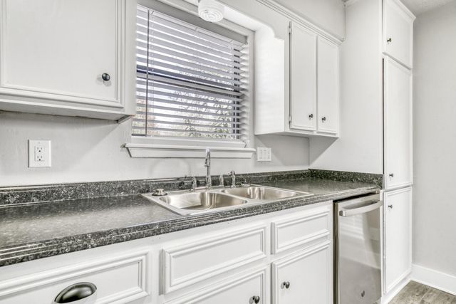 1308 Hardwood Lane, College Station, TX 77840