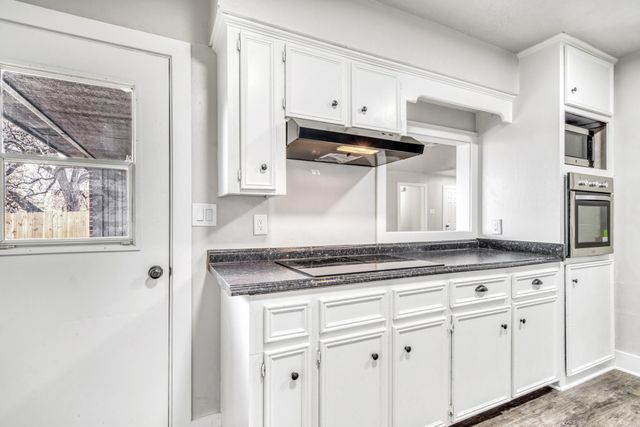 1308 Hardwood Lane, College Station, TX 77840