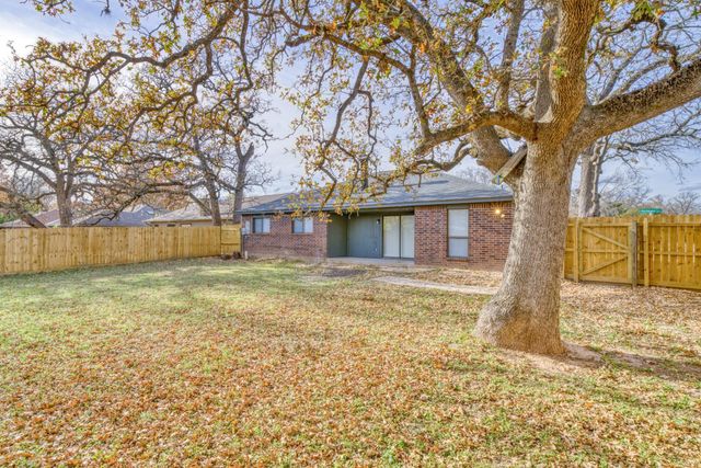 1308 Hardwood Lane, College Station, TX 77840