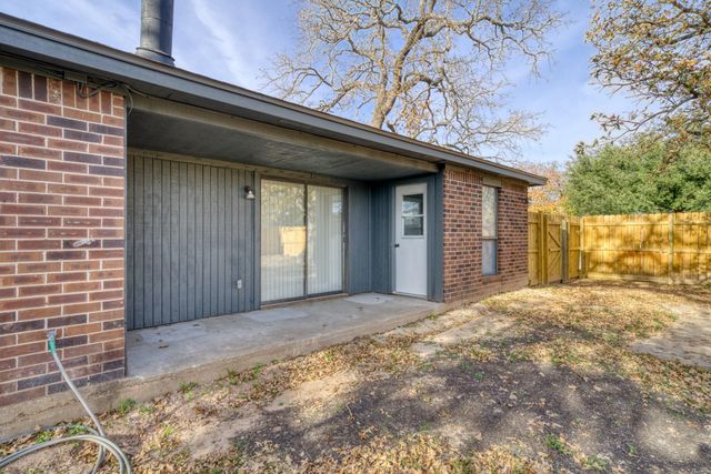 1308 Hardwood Lane, College Station, TX 77840