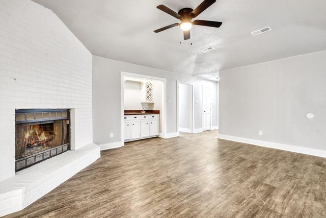 1308 Hardwood Lane, College Station, TX 77840