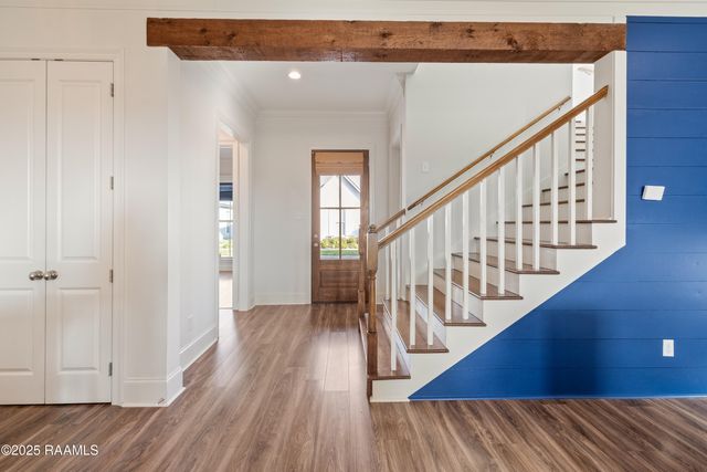 108 Harvey Cay Lane, Youngsville, LA 70592