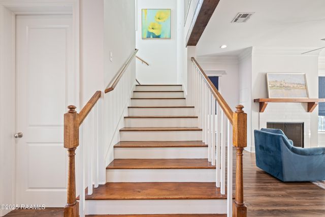 108 Harvey Cay Lane, Youngsville, LA 70592