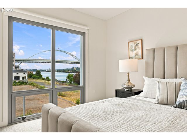 1310 Nw NAITO Pkwy 307A, Portland, OR 97209