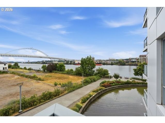 1310 Nw NAITO Pkwy 307A, Portland, OR 97209