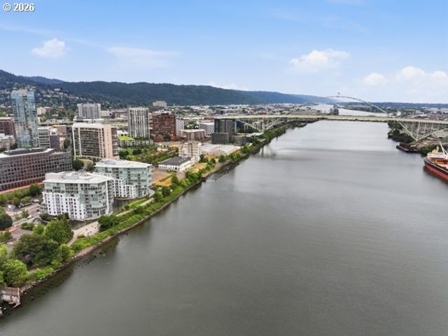 1310 Nw NAITO Pkwy 307A, Portland, OR 97209