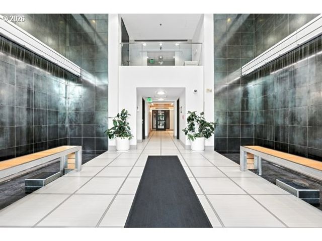 1310 Nw NAITO Pkwy 307A, Portland, OR 97209