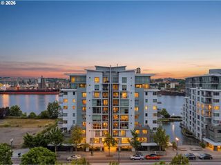 1310 Nw NAITO Pkwy 307A, Portland, OR 97209