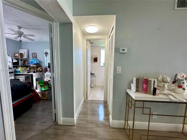 8091 NW 12th St A, Margate, FL 33063