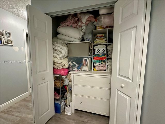 8091 NW 12th St A, Margate, FL 33063